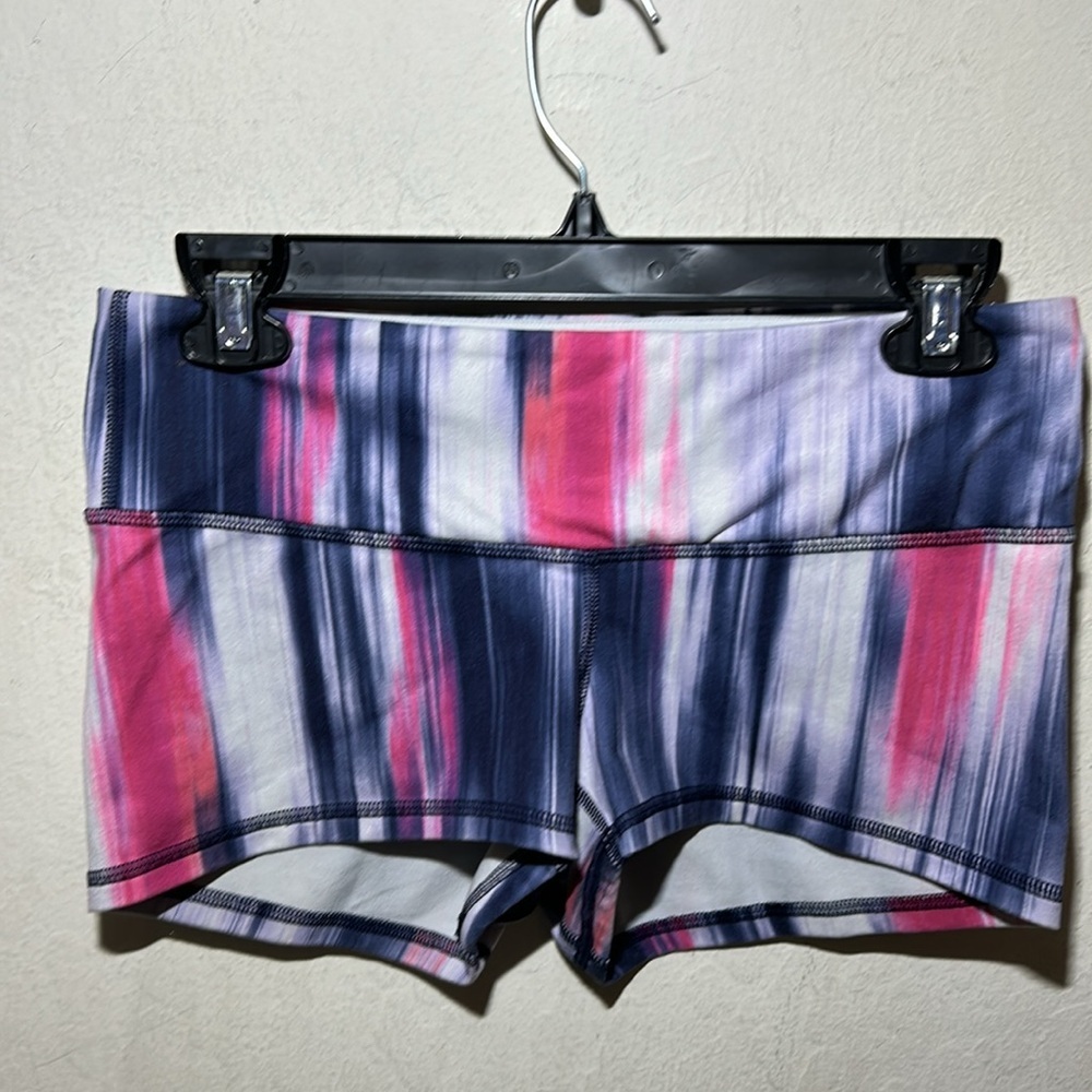 Lululemon Boogie Short Mirage Deep Indigo/White Size 8